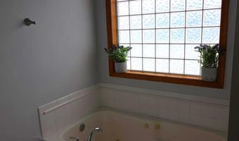36 ARLBERG Cir, Dover, DE 19904