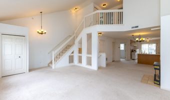 1870 Lindsay Ln, Ann Arbor, MI 48104