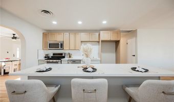 3114 Scarlet Oak Ave, Las Vegas, NV 89104