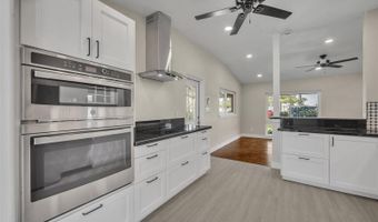 1120 COURTLAND St, Orlando, FL 32804