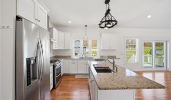 1291 Central Ave, Johnston, RI 02919