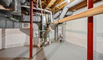 202 Route 27 36, Raymond, NH 03077