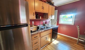 158 Nursery Rd, Anderson, IN 46012