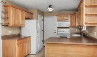 4105 Harris St, Ames, IA 50014