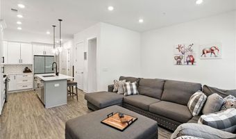 107 Pearl St, Woodstock, GA 30188