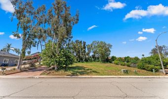 925 Moody Dr, Escondido, CA 92027