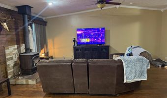 2298 Mountain Vw, Alderson, WV 24910
