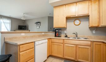 1735 34th Ave SW 2, Altoona, IA 50009