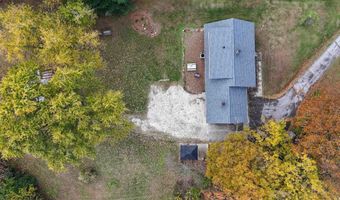 8264 E Schnellville Rd, Birdseye, IN 47513