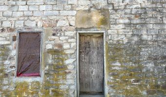 105 Couch St, Alton, MO 65606