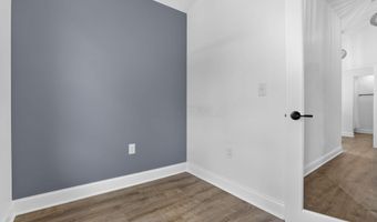 164 N 21st St, Columbus, OH 43203