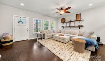 2717 Arnold Dr, Charlotte, NC 28205