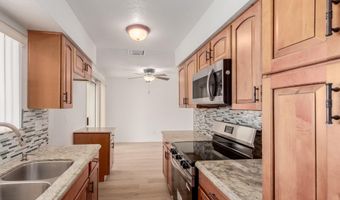 8750 W REVENTON Dr, Arizona City, AZ 85123