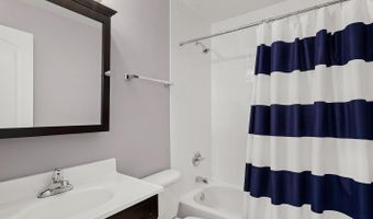 911 KENNEDY St NW #1, Washington, DC 20011