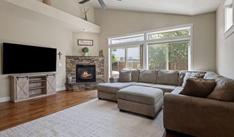 61202 Dayspring Dr, Bend, OR 97702