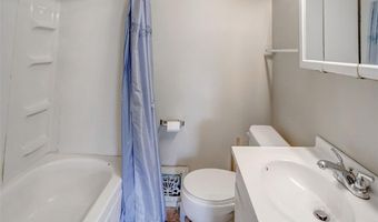 3302 College Ave, Alton, IL 62002