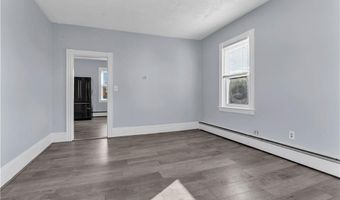 78 Old Oak Ave 2, Cranston, RI 02920