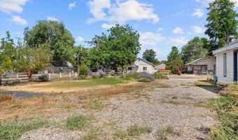 1829 CHESTNUT St, Baker City, OR 97814