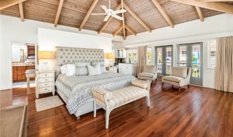 1036 Mokulua Dr, Kailua, HI 96734