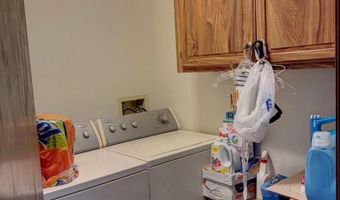 1921 Villa Dr, Artesia, NM 88210