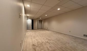 3118 Planeview Dr, Adrian, MI 49221