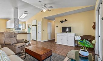 8 Bass St, Alligator Point, FL 32346