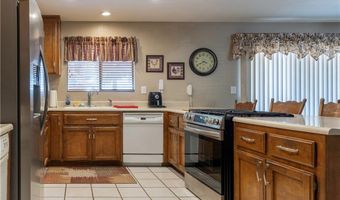12386 Pawnee Rd, Apple Valley, CA 92308