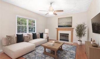 52 GINGER Trl, Coventry, RI 02816