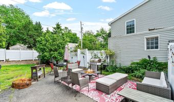 9 Victor St, Albany, NY 12206