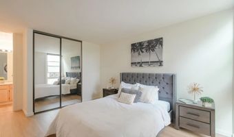 3050 Rue Dorleans 321, San Diego, CA 92110