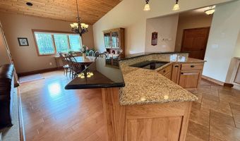 20 Mulberry Ln, Babbitt, MN 55731