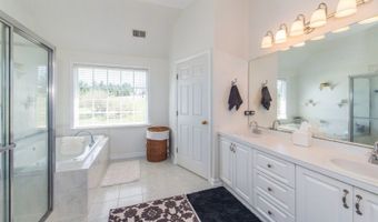 4 GARRY Ln, Andover, NJ 07848