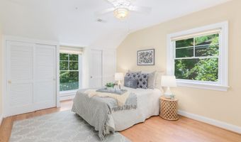 5601 VERNON Pl, Bethesda, MD 20817