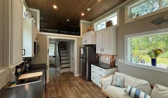 1530 Prince Rd, Big Sandy, TN 38221