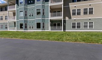 65 Hawthorne Dr 106, Bedford, NH 03110