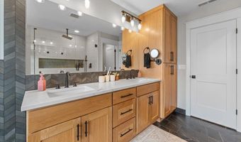 16294 HUNTER Ave, Oregon City, OR 97045
