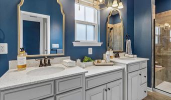 43498 APPLE ORCHARD Sq, Ashburn, VA 20148