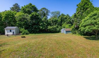 704 E CHANESE Ln, Absecon, NJ 08205