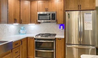 1403 Edgewood Dr, Ashland, OH 44805