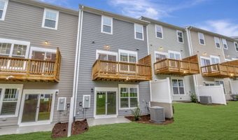 2724 Hunter Woods Dr, Apex, NC 27502