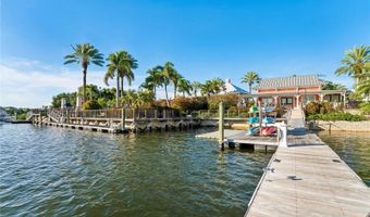 5714 SEA TROUT Pl, Apollo Beach, FL 33572