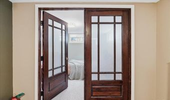 212 W 4TH Ave, Cheyenne, WY 82001