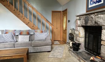 74 Chapman Cir, Albrightsville, PA 18210