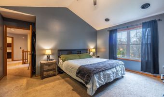 8850 Lavelle Rd, Athens, OH 45701