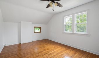 304 9th St SW, Austin, MN 55912