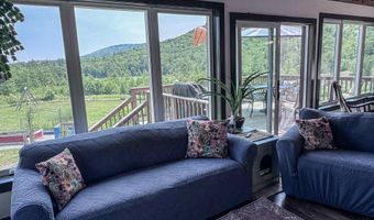 274 E Washington Rd, Bradford, NH 03221