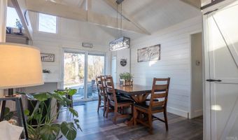 749 State Highway HH, Alton, MO 65606
