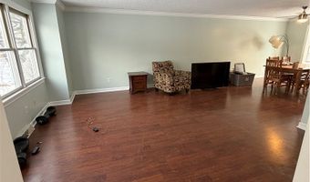 749 Regina Dr, Vermilion, OH 44089