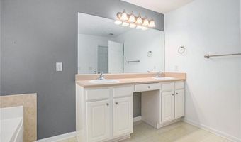 673 Country Grove Ln, Auburn, GA 30011