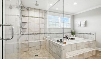214 Stoneridge Ln, Adams Twp., PA 16046